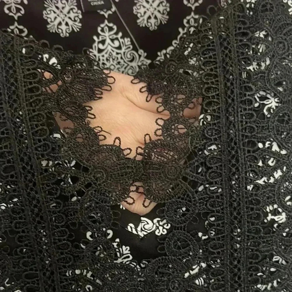 NWT - Roz & Ali shell top - Picture 10 of 12